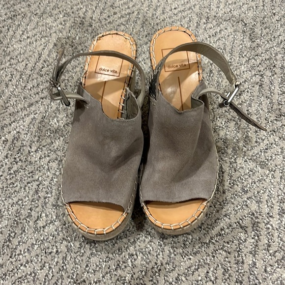 Dolce vita platform wedge taupe sandal - Picture 1 of 2